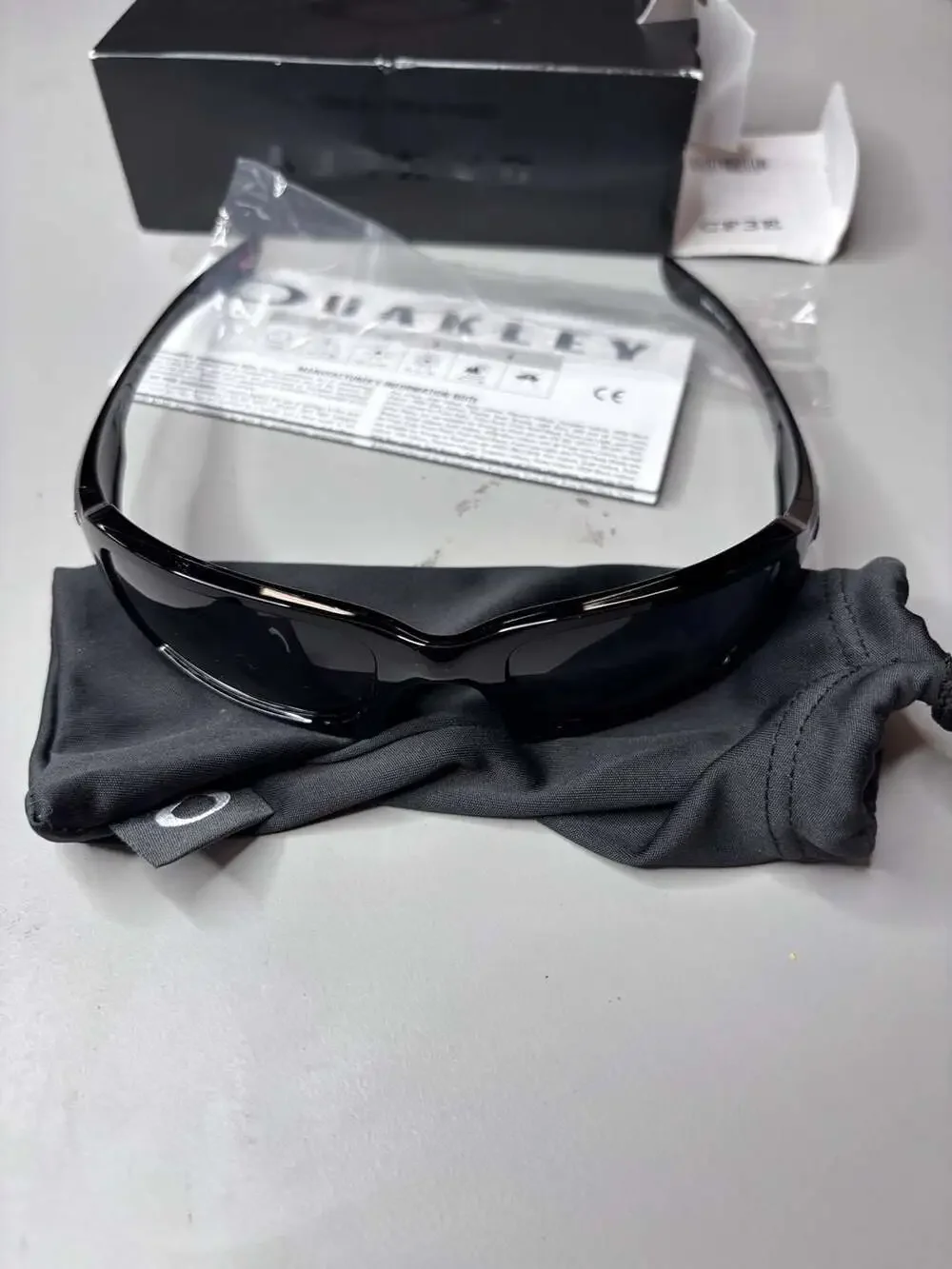 New Oakley Sunglasses OO9238 FIVES SQUARED 923810 Black gray
